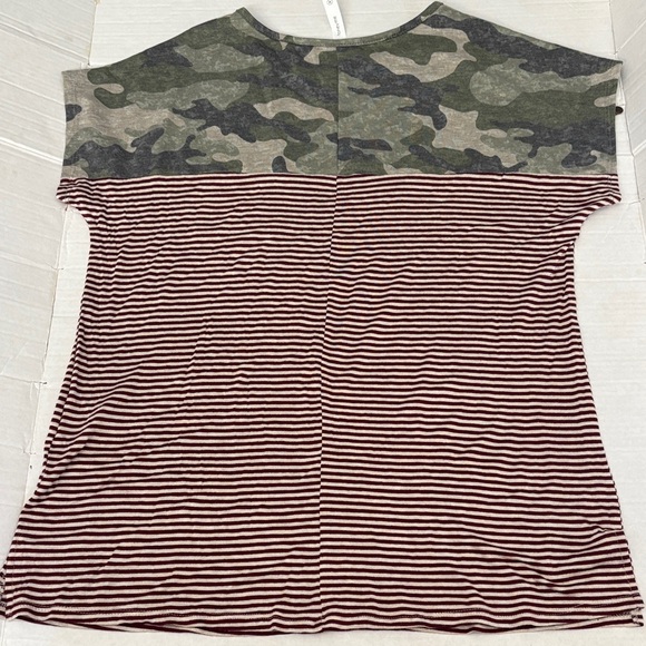 Honeyme Camouflage and Striped Short Sleeve Top - Picture 7 of 7